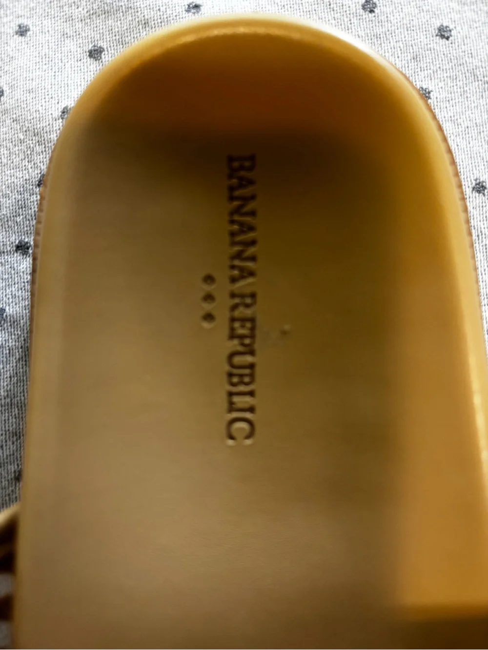 Banana Republic NWOT! Tan Woven Birkenstock Type Slide Sandals Never Worn
